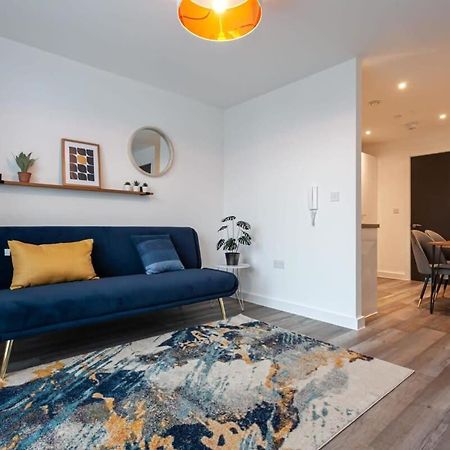 Stunning 2 Bed Flat 5Min To Old Trafford Stadium Manchester Extérieur photo
