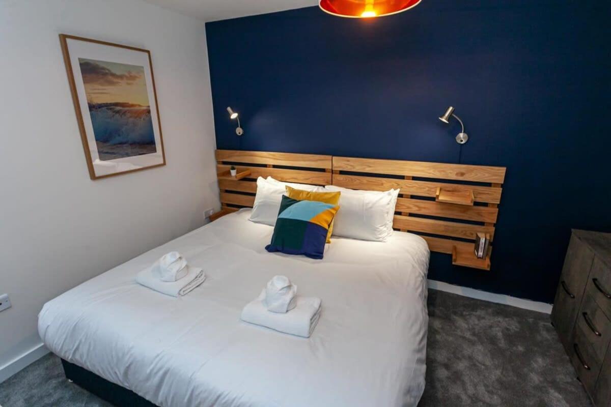 Stunning 2 Bed Flat 5Min To Old Trafford Stadium Manchester Extérieur photo