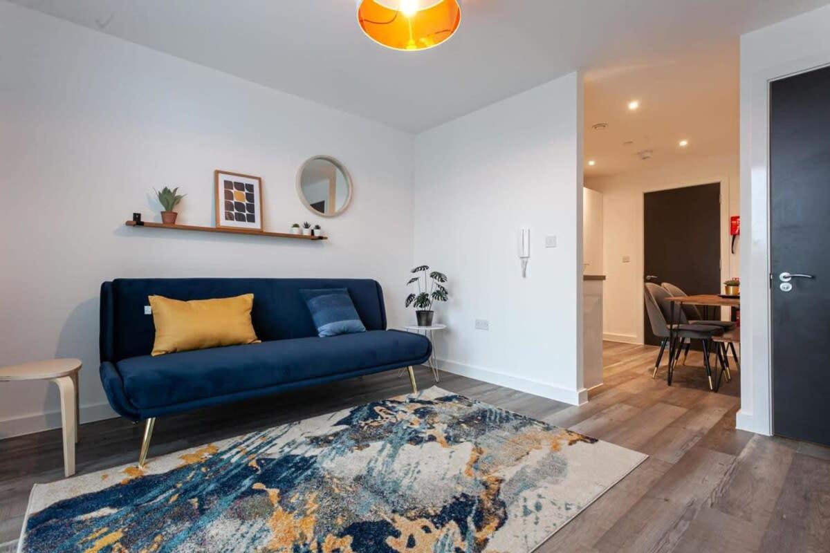 Stunning 2 Bed Flat 5Min To Old Trafford Stadium Manchester Extérieur photo