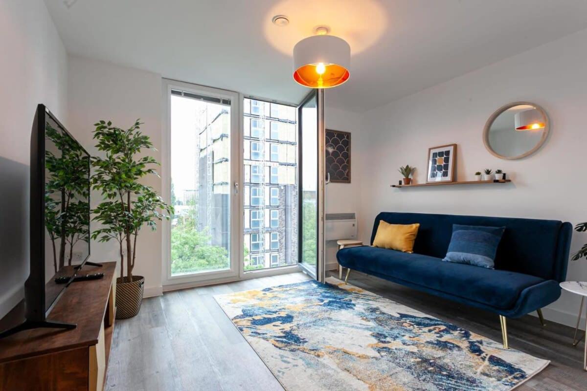 Stunning 2 Bed Flat 5Min To Old Trafford Stadium Manchester Extérieur photo